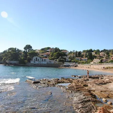 Cosy Proche Du Port, Des Plages Et Des Restaurants Carqueiranne